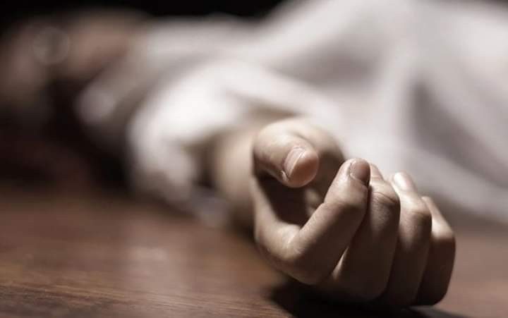 नारायणी किनारमा बेबारिसे शव फेला