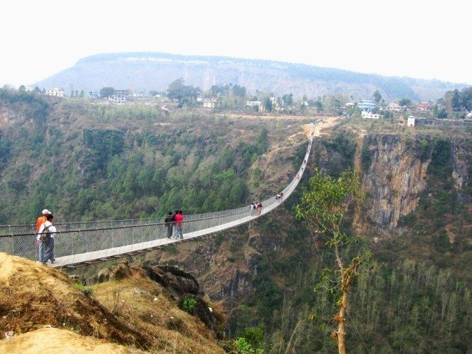 बागलुङ–पर्वत जोड्ने झोलुङ्गे पुल तरेको २० रुपैयाँ कर